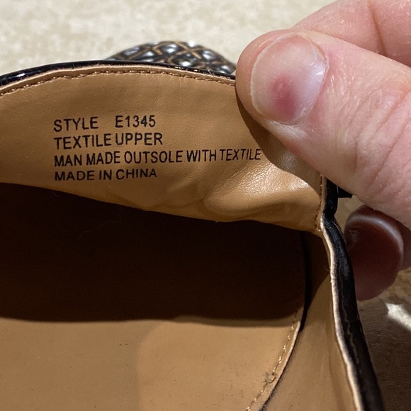 J. Crew Jacquard Tassel Slip On Loafer Like New Size 8 - Picture 10 of 10